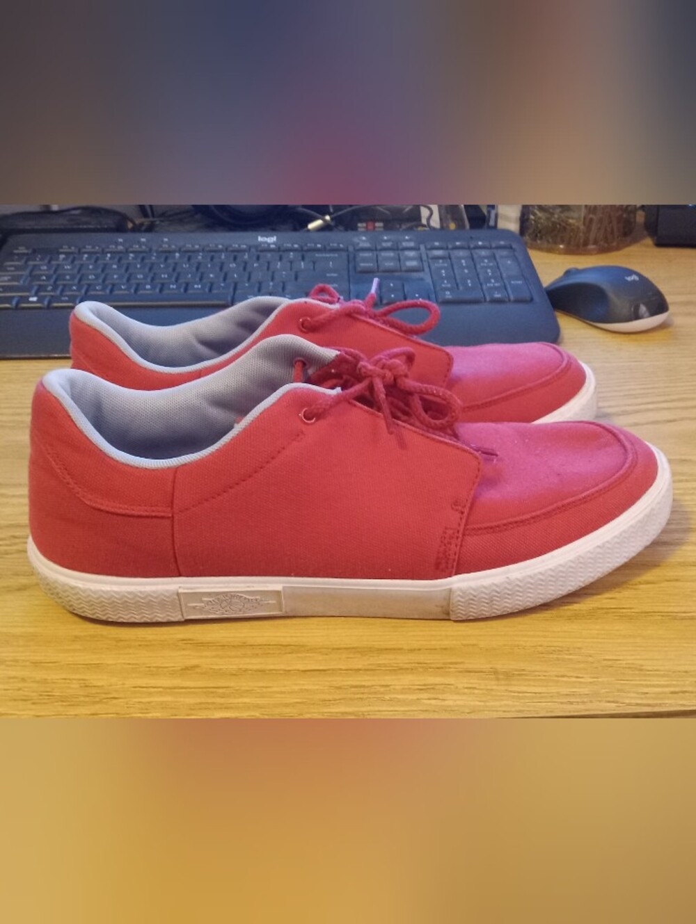 Men's Air Jordan Canvas Lace-Up Sneakers in Red Size 9.5 Like New